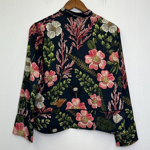 H&M - Bright Floral Colorful Patterned Half Button Long Sleeve Blouse Size 2 - Picture 11 of 11